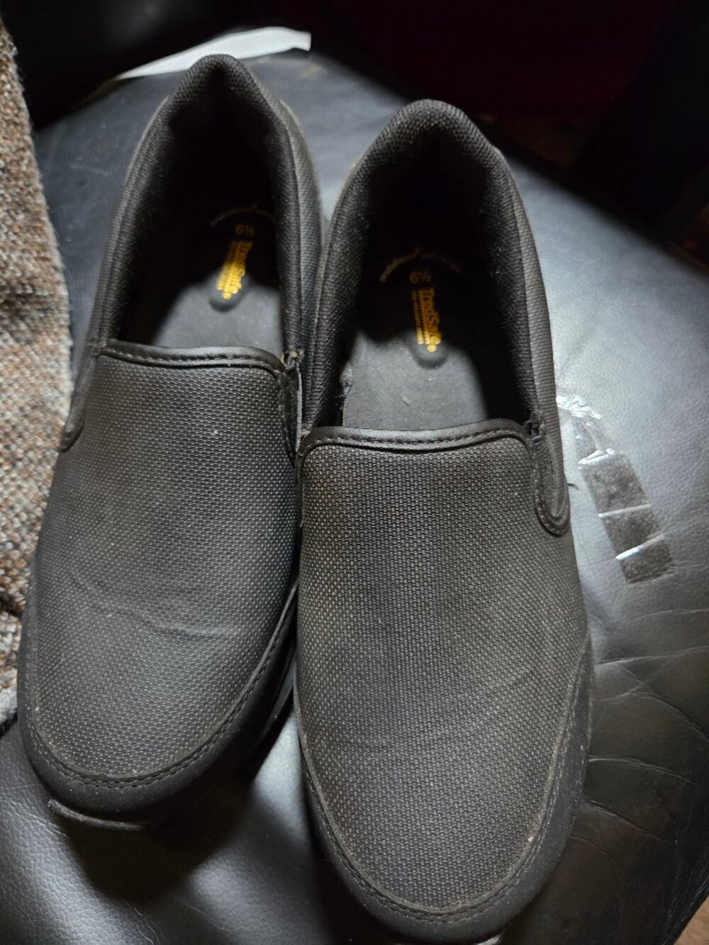 Tred safe size 6 1/2 ladies slip on shoes